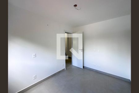 Casa de condomínio à venda com 218m², 3 quartos e 2 vagasQuarto 2