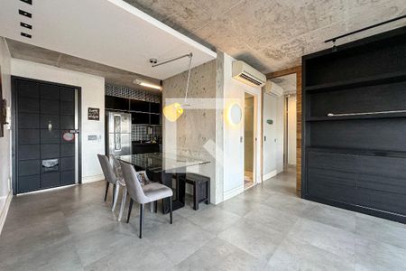 Apartamento à venda com 70m², 1 quarto e 1 vagaCopa