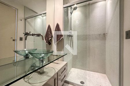 Apartamento à venda com 70m², 1 quarto e 1 vagaBanheiro