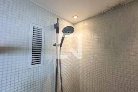 Apartamento à venda com 70m², 1 quarto e 1 vagaBanheiro