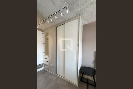 Apartamento à venda com 70m², 1 quarto e 1 vagaQuarto