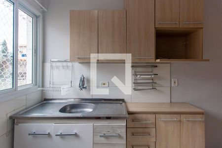 Cozinha de apartamento para alugar com 2 quartos, 38m² em Sítio Pinheirinho, São Paulo