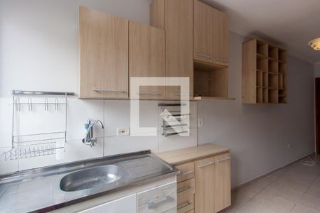 Cozinha de apartamento para alugar com 2 quartos, 38m² em Sítio Pinheirinho, São Paulo