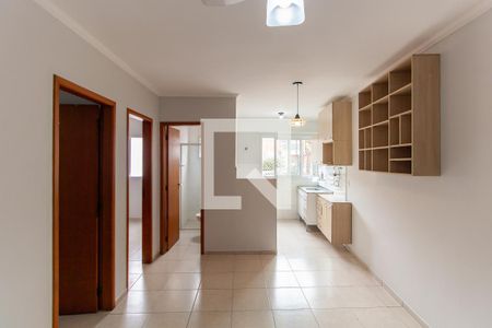 Sala de apartamento para alugar com 2 quartos, 38m² em Sítio Pinheirinho, São Paulo