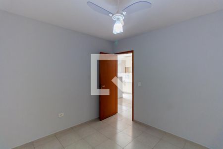 Quarto 1 de apartamento para alugar com 2 quartos, 38m² em Sítio Pinheirinho, São Paulo