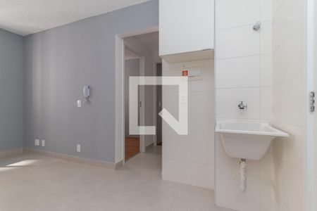 Apartamento para alugar com 32m², 2 quartos e sem vaga Apartamento para alugar com 32m², 2 quartos e sem vagaCozinha e Área de Serviço