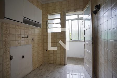 Cozinha de apartamento à venda com 1 quarto, 49m² em Humaitá, Porto Alegre