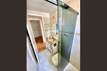 Apartamento à venda com 48m², 2 quartos e 1 vaga Apartamento à venda com 48m², 2 quartos e 1 vagaBanheiro
