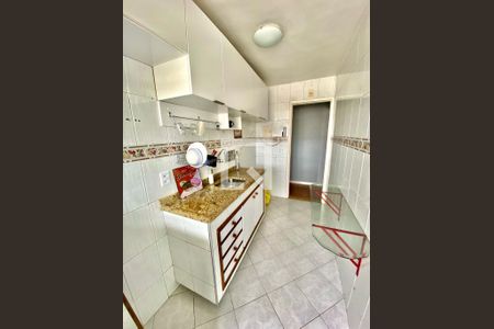 Apartamento à venda com 48m², 2 quartos e 1 vaga Apartamento à venda com 48m², 2 quartos e 1 vagaCozinha