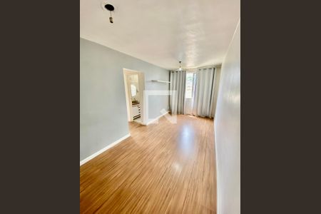 Sala de apartamento à venda com 2 quartos, 48m² em Pilares, Rio de Janeiro