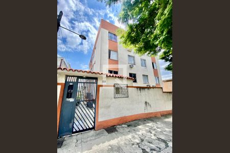 Apartamento à venda com 48m², 2 quartos e 1 vaga Apartamento à venda com 48m², 2 quartos e 1 vagaFachada do Prédio