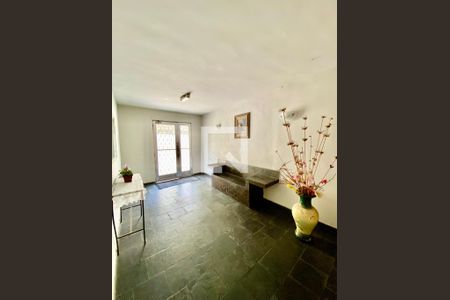 Apartamento à venda com 48m², 2 quartos e 1 vaga Apartamento à venda com 48m², 2 quartos e 1 vagaHall de entrada