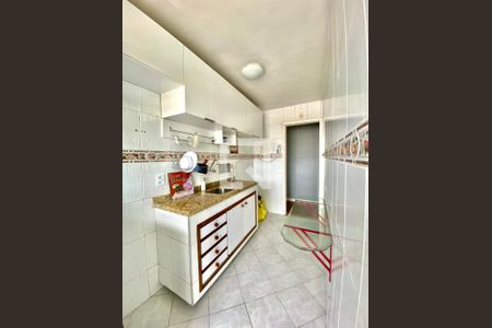 Apartamento à venda com 48m², 2 quartos e 1 vaga Apartamento à venda com 48m², 2 quartos e 1 vagaCozinha