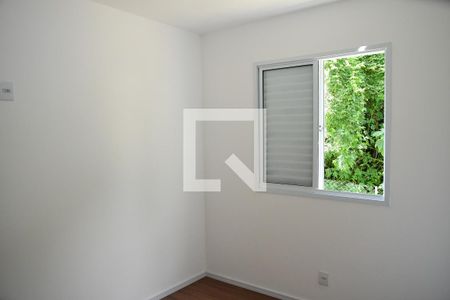 Quarto  de apartamento para alugar com 2 quartos, 47m² em Jardim Pioneira, Cotia