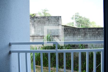 Sacada de apartamento para alugar com 2 quartos, 47m² em Jardim Pioneira, Cotia