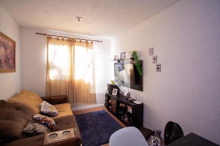 Sala de apartamento para alugar com 2 quartos, 42m² em Trindade, São Gonçalo