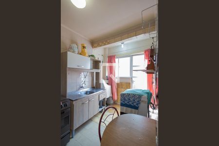 Cozinha de kitnet/studio à venda com 1 quarto, 32m² em Vila Ipiranga, Porto Alegre