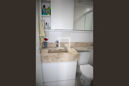 Banheiro de apartamento para alugar com 1 quarto, 43m² em Vila Gustavo, São Paulo