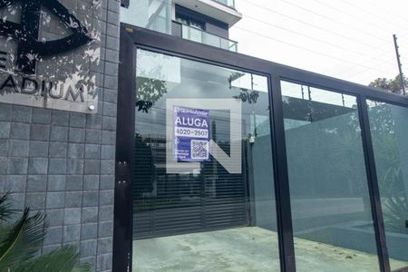 Studio para alugar com 24m², 1 quarto e sem vagaFachada do Condomínio e placa