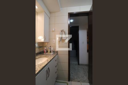 Apartamento à venda com 95m², 3 quartos e 1 vagaBanheiro Social