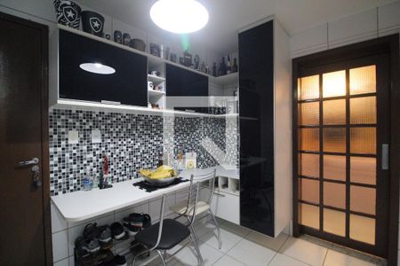 Apartamento à venda com 95m², 3 quartos e 1 vagaCozinha e Área de Serviço