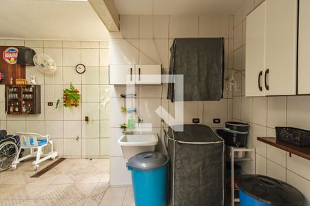 Casa à venda com 206m², 4 quartos e 2 vagasQuintal / Lavanderia