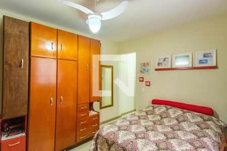 Casa à venda com 206m², 4 quartos e 2 vagasSuíte