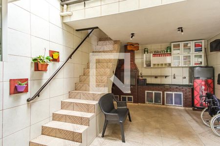 Casa à venda com 206m², 4 quartos e 2 vagasQuintal / Lavanderia
