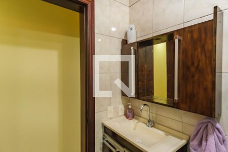 Casa à venda com 206m², 4 quartos e 2 vagasBanheiro Social