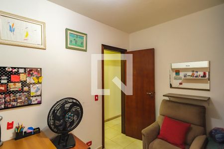 Casa à venda com 206m², 4 quartos e 2 vagasQuarto 2