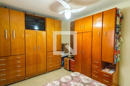 Casa à venda com 206m², 4 quartos e 2 vagasSuíte