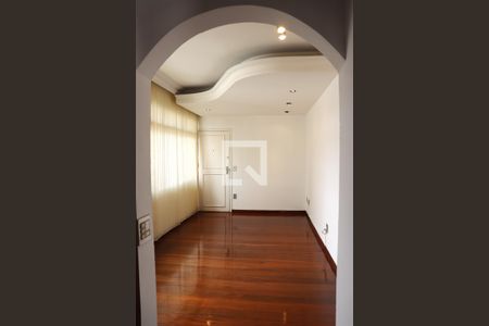 Quarto  de apartamento à venda com 2 quartos, 64m² em Santo Antônio, Belo Horizonte