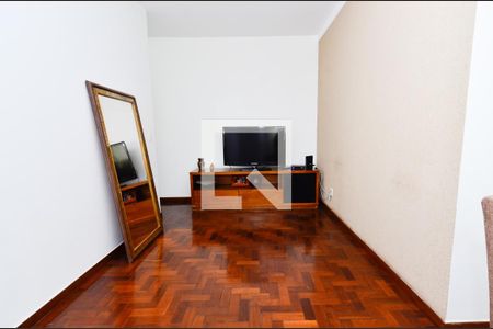 Sala de estar de apartamento à venda com 2 quartos, 66m² em Renascença, Belo Horizonte