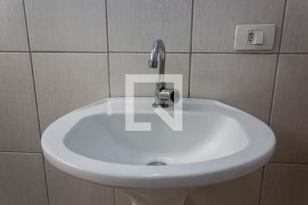 Casa à venda com 138m², 2 quartos e 1 vagaBanheiro