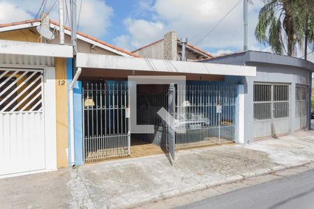 Casa à venda com 138m², 2 quartos e 1 vagaFachada