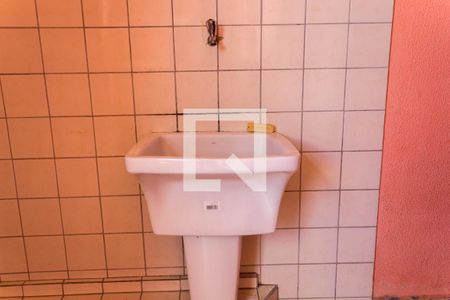 Casa à venda com 138m², 2 quartos e 1 vagaÁrea de Serviço