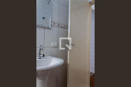 Casa à venda com 138m², 2 quartos e 1 vagaBanheiro