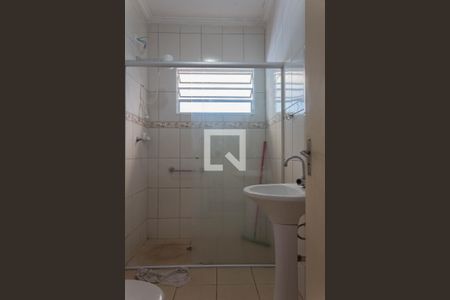 Casa à venda com 138m², 2 quartos e 1 vagaBanheiro