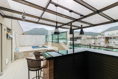 Apartamento à venda com 144m², 2 quartos e 2 vagasTerraço da cobertura - área gourmet