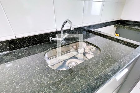 Apartamento para alugar com 55m², 2 quartos e 1 vaga Apartamento para alugar com 55m², 2 quartos e 1 vagaCozinha