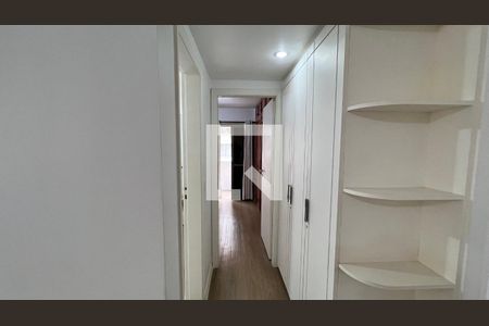 Corredor de apartamento para alugar com 1 quarto, 55m² em Paraíso, São Paulo