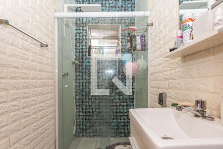 Banheiro de casa à venda com 3 quartos, 120m² em Jardim Patente Novo, São Paulo