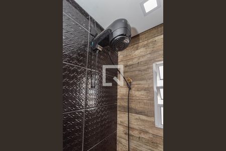 Casa à venda com 120m², 3 quartos e 1 vagaBanheiro