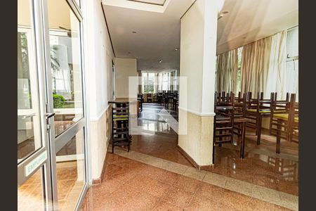 Apartamento para alugar com 68m², 2 quartos e 2 vagas Apartamento para alugar com 68m², 2 quartos e 2 vagasÁrea comum - Salão de festas