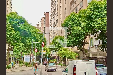 Apartamento à venda com 220m², 3 quartos e 1 vagaVista da Rua