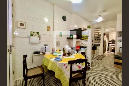 Apartamento à venda com 220m², 3 quartos e 1 vagaCopa / Cozinha 