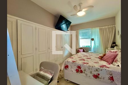 Apartamento à venda com 220m², 3 quartos e 1 vagaSuíte