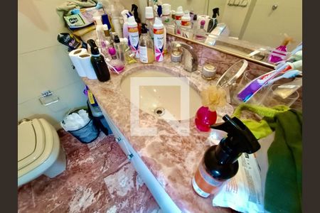 Apartamento à venda com 220m², 3 quartos e 1 vagaBanheiro social 