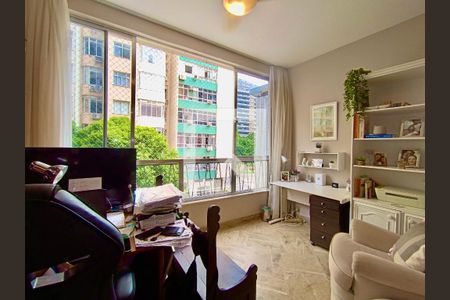 Sala de apartamento à venda com 3 quartos, 220m² em Copacabana, Rio de Janeiro