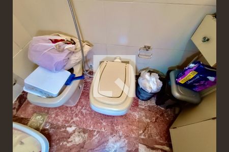 Apartamento à venda com 220m², 3 quartos e 1 vagaBanheiro social 